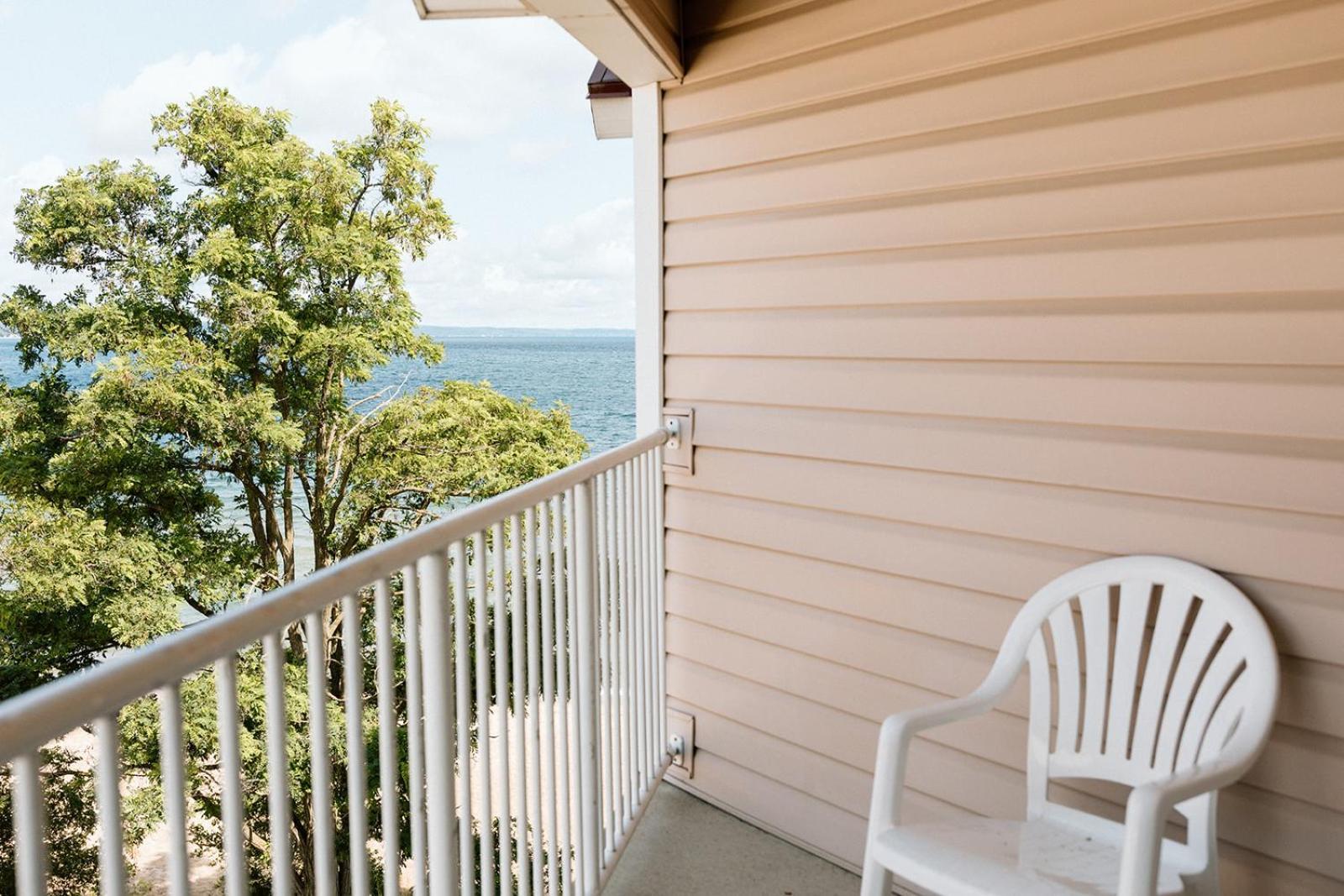 Bayshore Resort Traverse City Exterior foto